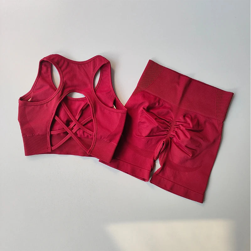Women’s Seamless Yoga Set – Sport Bra & High-Waist Shorts