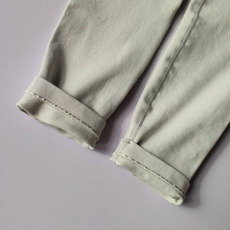 Women's Seamless Yoga Set – Hip-Lift Bra & Leggings, Quick-Dry