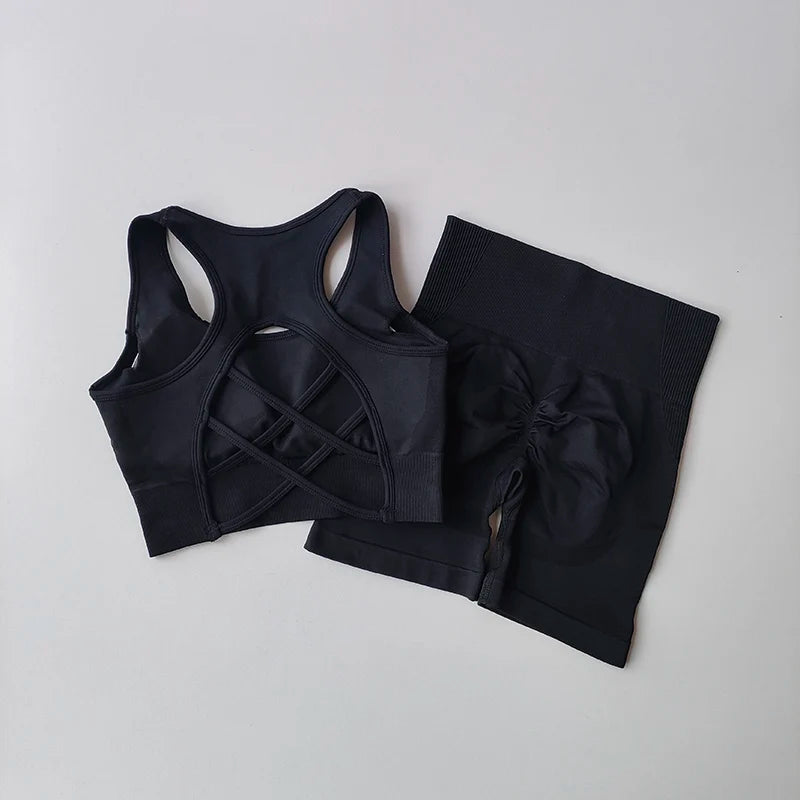 Women’s Seamless Yoga Set – Sport Bra & High-Waist Shorts